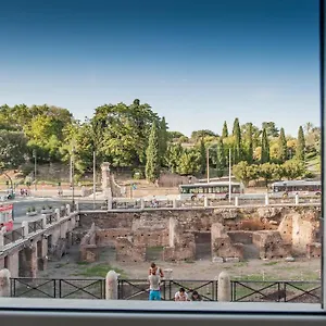 First Floor Affittacamere Roma